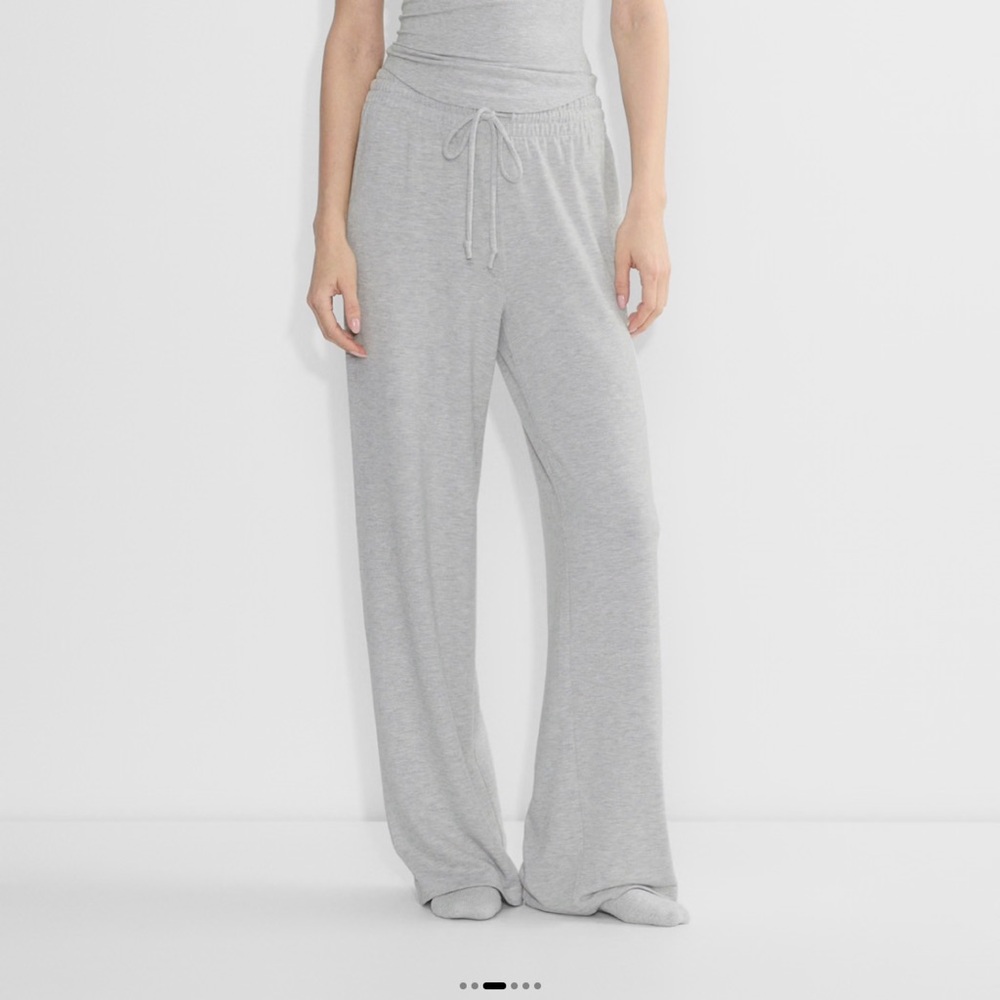 Aritzia recharge pant nwt - Picture 5 of 8